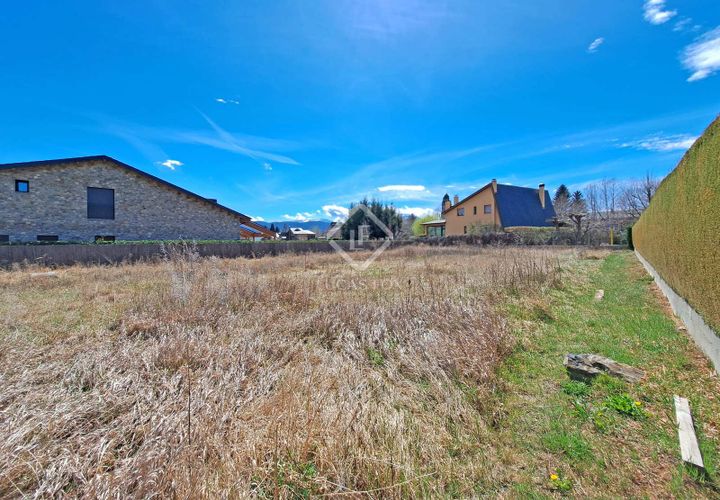 Grond in Puigcerda, Gerona, Puigcerda - € 750.000 | Ref: CER40589 - foto 1