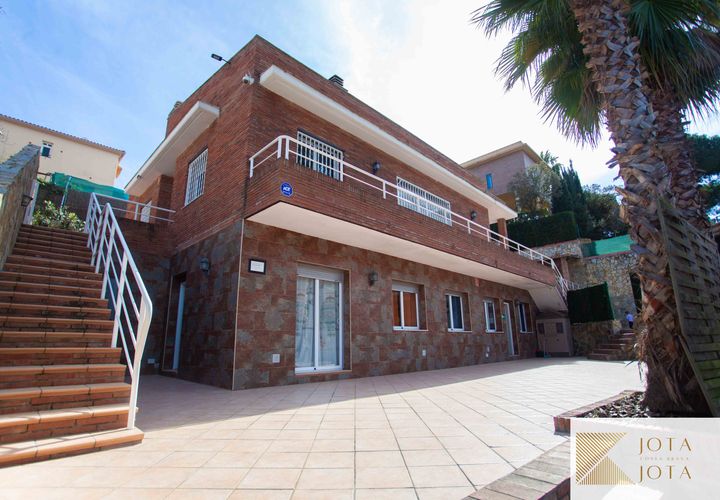 Villa i Lloret De Mar, Gerona, Lloret De Mar - € 685.000 | Ref: 00099 - foto 1