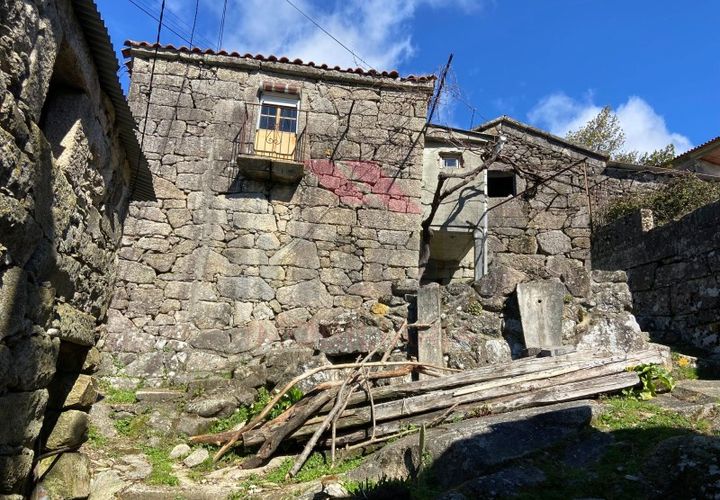 Ruinere i Arcos de Valdevez, Viana do Castelo, Arcos de Valdevez - € 20.000 | Ref: AVV-2153-CB-0323 - foto 1