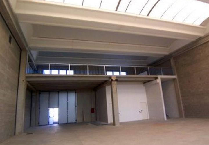 Erhvervsejendom i Liscate, Milan, Liscate - € 639.000 | Ref: ZV605 - foto 1
