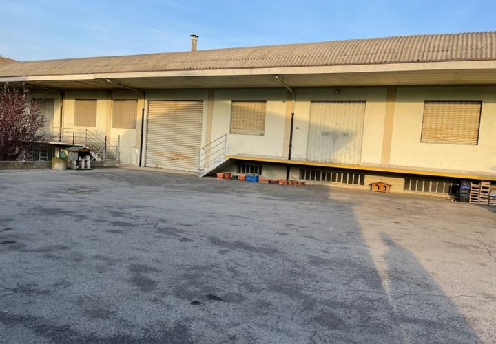 Erhvervsejendom i Narzole, Cuneo, Narzole - € 240.000 | Ref: cap1192 - foto 1
