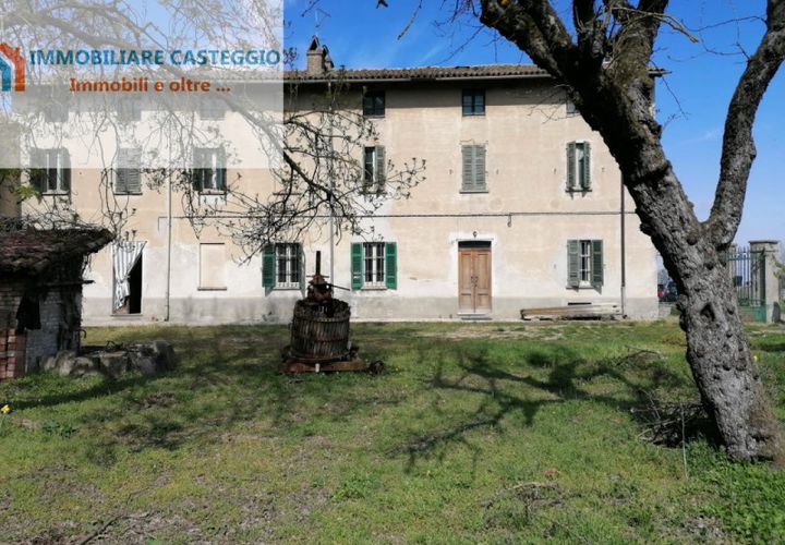 Herregård i Casteggio, Pavia, Casteggio - € 130 000 | Ref: 2008 - foto 1