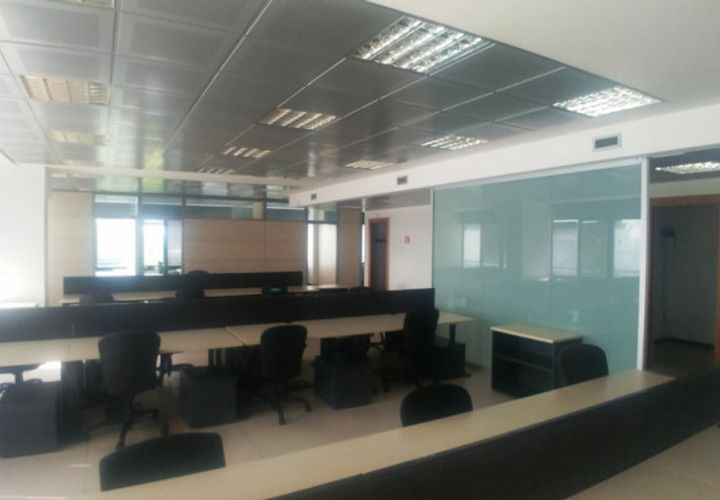 Erhvervsejendom i Vimodrone, Milan, Vimodrone - € 10.800 | Ref: UL2672 - foto 1