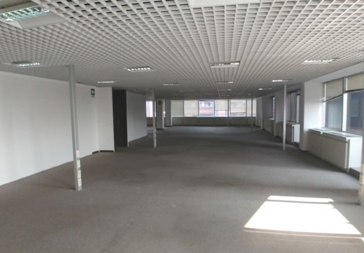 Erhvervsejendom i Segrate, Milan, Segrate - € 19.955 | Ref: ULUI022 - foto 1