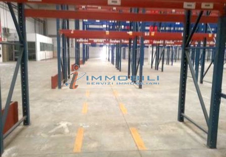 Erhvervsejendom i Settala, Milan, Settala - € 20.133 | Ref: ML923 - foto 1