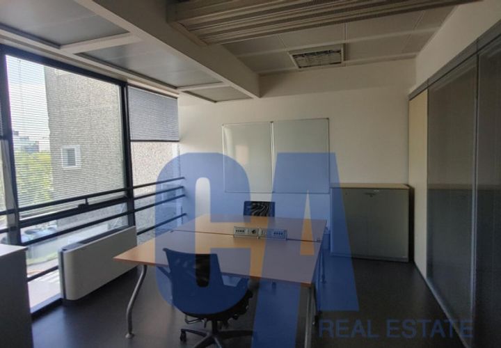 L'establiment comercial a Assago, Milan, Assago - € 100.733 | Ref: ULABT933 - foto 1