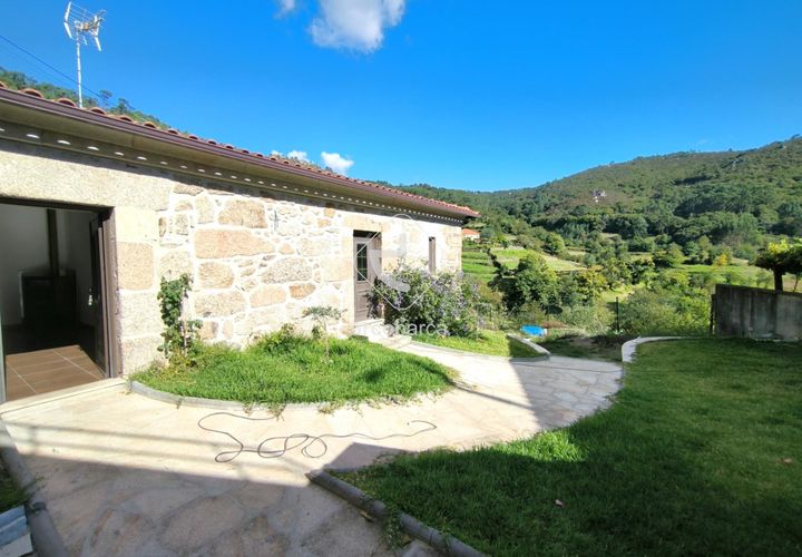 Byhus i Ponte de Lima, Viana do Castelo, Ponte de Lima - € 200.000 | Ref: AV4600 - foto 1