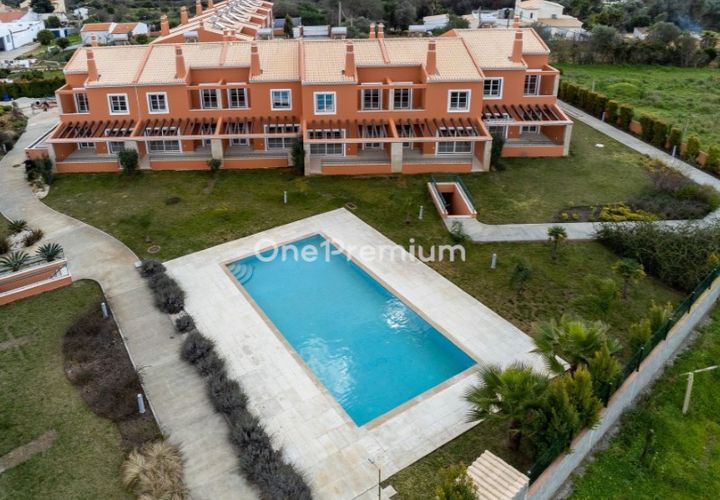 Villa i Alcantarilha, Faro, Alcantarilha - € 445.000 | Ref: 1042 - foto 1