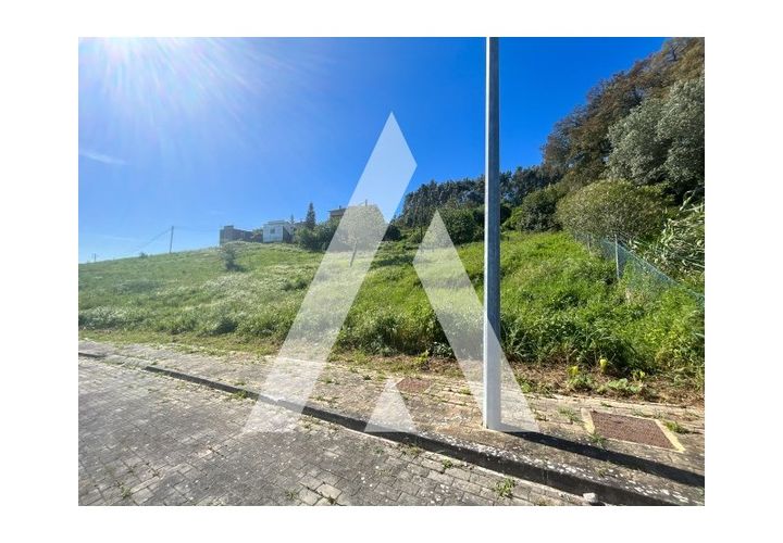 Helårsgrund i Coimbra, Coimbra, Coimbra - € 60.000 | Ref: 1120976B/26CB - foto 1
