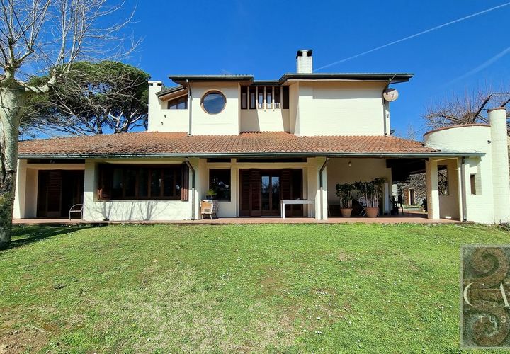 Villa i Gragnano, Naples, Gragnano - € 650.000 | Ref: v5777lr-x - foto 1