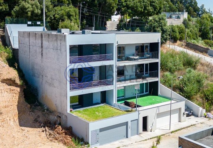 Rækkehus i Gondomar, Porto, Gondomar - € 850.000 | Ref: 161541 - foto 1