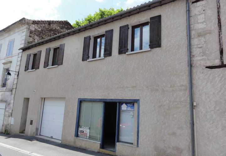 Landejendom i Nontron, Dordogne, Nontron - € 76.900 | Ref: S 2909 - foto 1