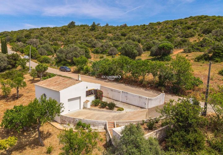 Villa a Salema, Faro, Salema - € 650.000 | Ref: IDH33096 - foto 1