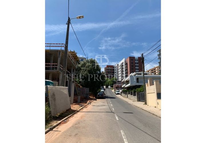 Helårsgrund i Odivelas, Lisbon, Odivelas - € 750.000 | Ref: FA-12/2023 - foto 1