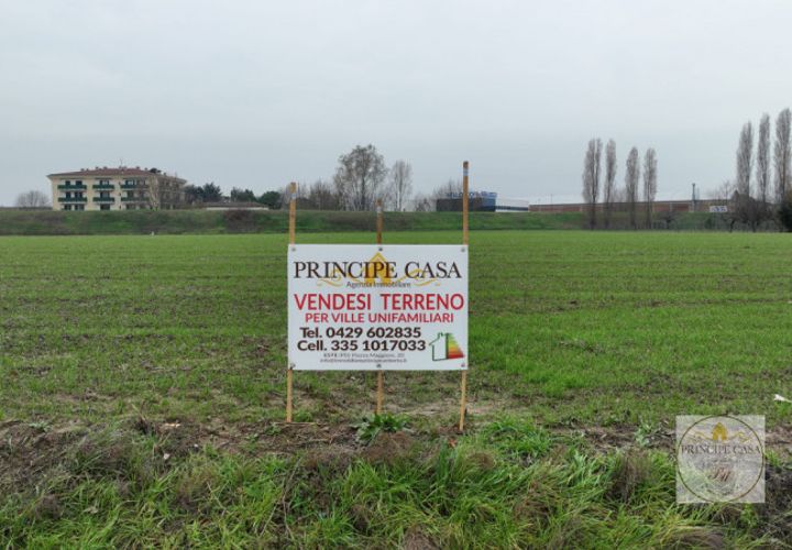 Helårsgrund i Este, Padua, Este - € 350.000 | Ref: T97 - foto 1