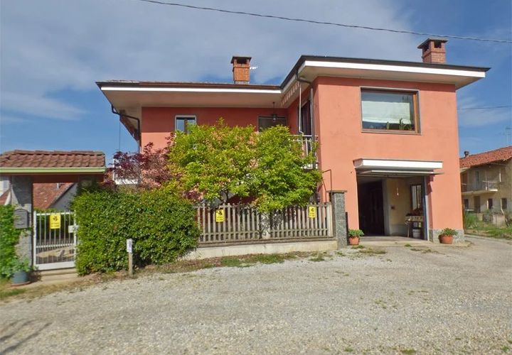 Villa i Piozzo, Cuneo, Piozzo - € 125.000 | Ref: PZZ006 - foto 1