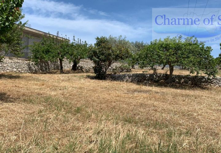 Helårsgrund i Modica, Ragusa, Modica - € 70.000 | Ref: Z 34 - foto 1
