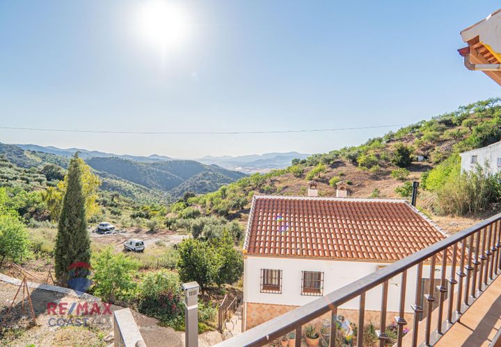 Villa a Colmenar, Malaga, Colmenar - € 395.000 | Ref: 7272-00377/7272 - foto 1