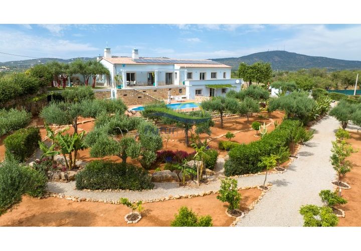 Villa i Estoi, Faro, Estoi - € 2.150.000 | Ref: V2753 - foto 1