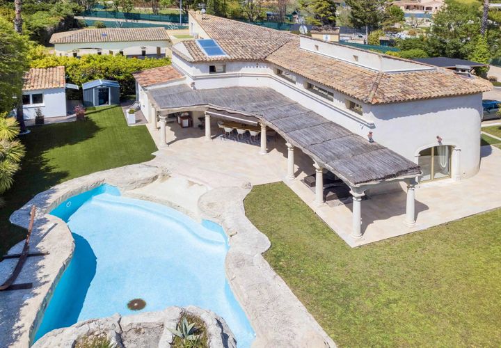 Villa i Valbonne, Alpes-Maritimes, Valbonne - € 1.679.000 | Ref: HH-14974363 - foto 1