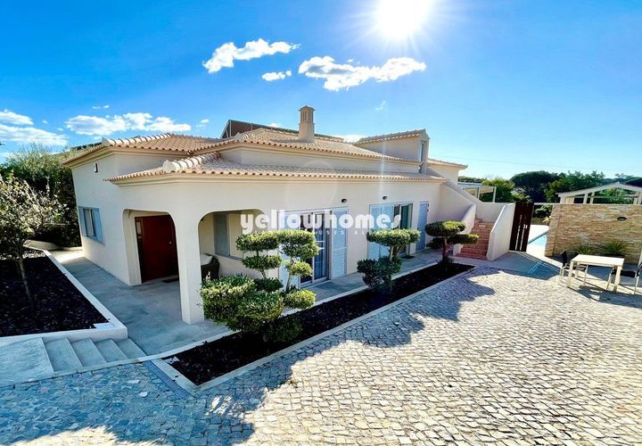 Villa i Vale do Lobo, Faro, Vale do Lobo - € 1.450.000 | Ref: BOM-1 - foto 1