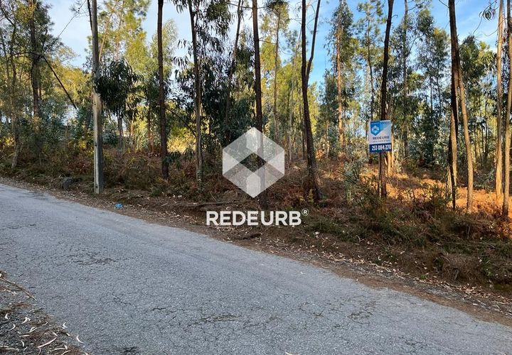Helårsgrund i Barcelos, Braga, Barcelos - € 60.000 | Ref: RU01-4090 - foto 1