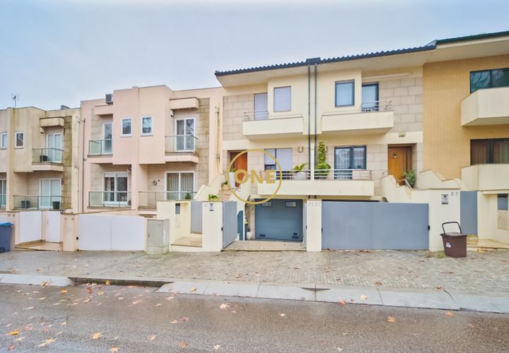 Byhus i Maia, Porto, Maia - € 390.000 | Ref: ONE111429-9 - foto 1