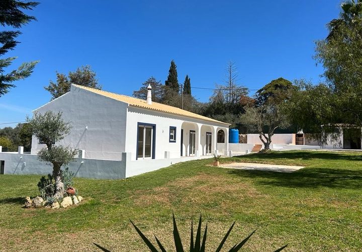 Villa i Carvoeiro, Faro, Carvoeiro - € 800.000 | Ref: 2709 - foto 1