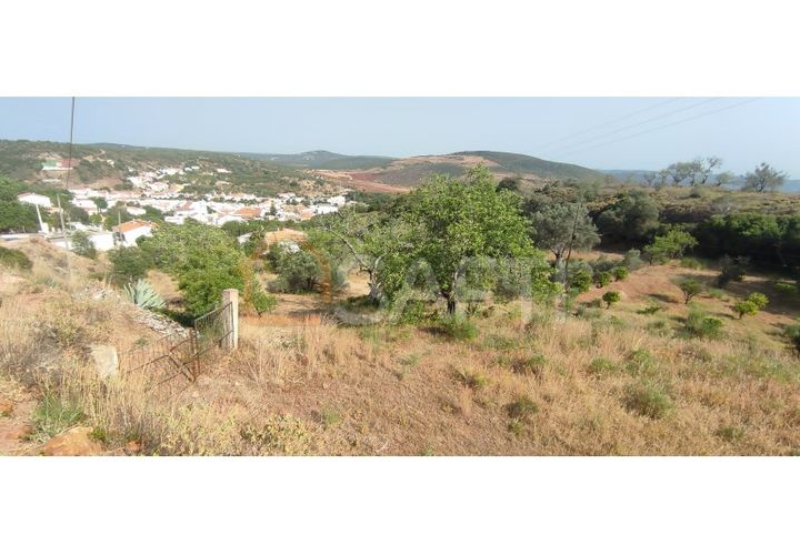 Helårsgrund i Alte, Faro, Alte - € 180.000 | Ref: SAFTI:003830 - foto 1