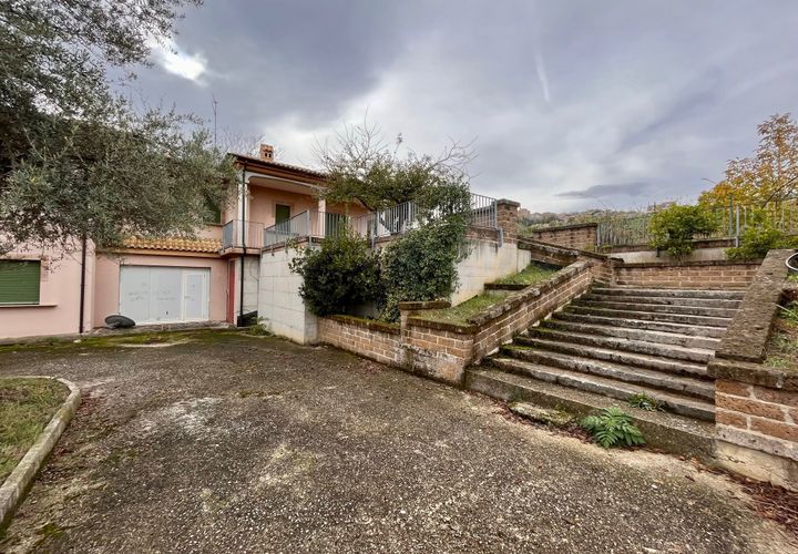 Villa a Bucchianico, Chieti, Bucchianico - € 230.000 | Ref: A10261 - foto 1