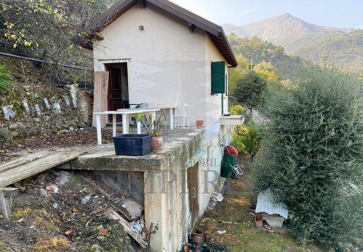 Villa a Ventimiglia, Imperia, Ventimiglia - € 75.000 | Ref: 22151 - foto 1
