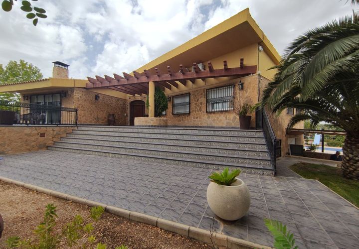 Villa i Sax, Alicante, Sax - € 446.200 | Ref: GA6347 - foto 1