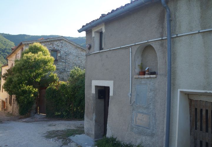 Villa a Arcevia, Ancona, Arcevia - € 20.000 | Ref: F2282 - foto 1
