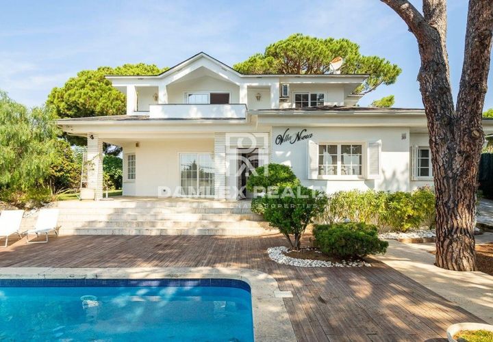 Villa i Lloret De Mar, Gerona, Lloret De Mar - € 749.000 | Ref: 73761 - foto 1