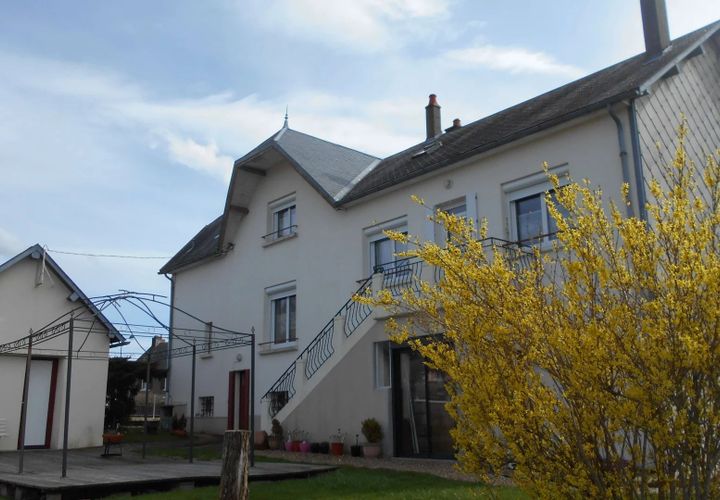 Villa a Arleuf, Nievre, Arleuf - € 249.000 | Ref: KB-23021 - foto 1
