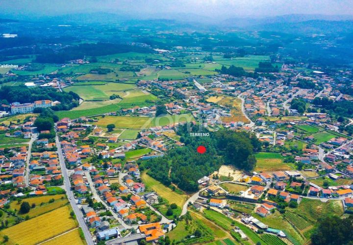 Helårsgrund i Santo Tirso, Porto, Santo Tirso - € 1.200.000 | Ref: ZMPT558382 - foto 1