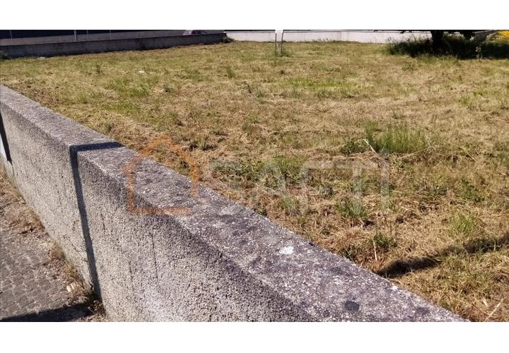 Helårsgrund i Moncao, Viana do Castelo, Moncao - € 97.000 | Ref: SAFTI:003503 - foto 1