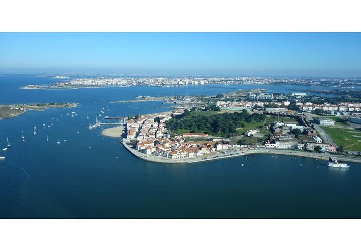 Erhvervsejendom i Seixal, Setubal, Seixal - € 9.500.000 | Ref: 13694 - foto 1