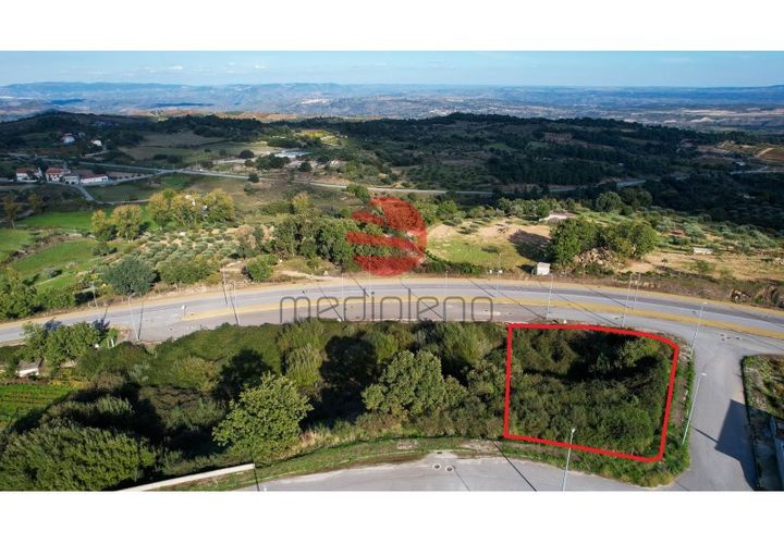 Helårsgrund i Meda, Guarda, Meda - € 27.500 | Ref: 110/MDA - foto 1