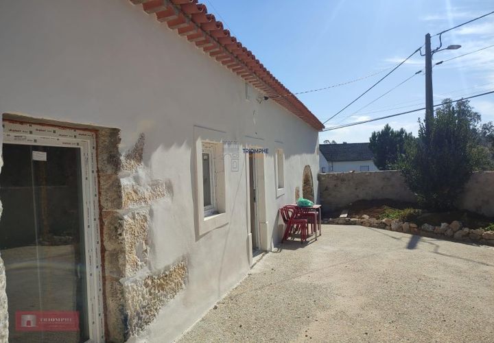Villa a Batalha, Leiria, Batalha - € 200.000 | Ref: TPH226-09 - foto 1