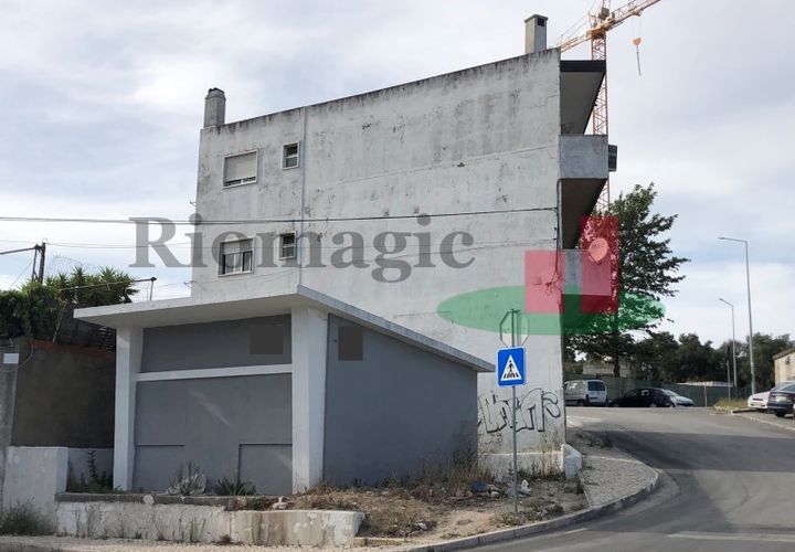 Erhvervsejendom i Odivelas, Lisbon, Odivelas - € 80.000 | Ref: 371.23 - foto 1