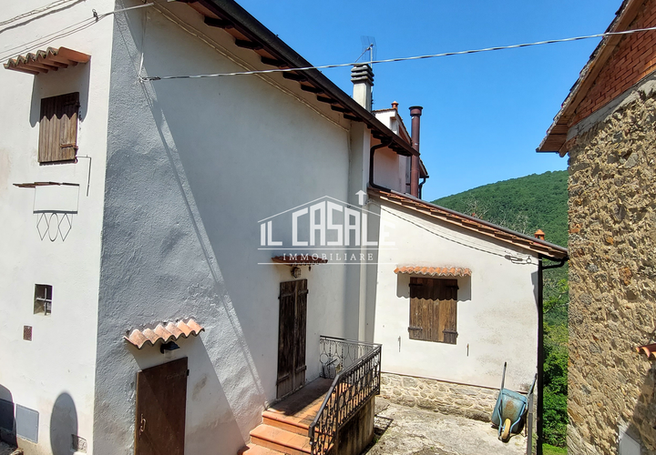 Villa a Londa, Florence, Londa - € 165.000 | Ref: 1858 - foto 1