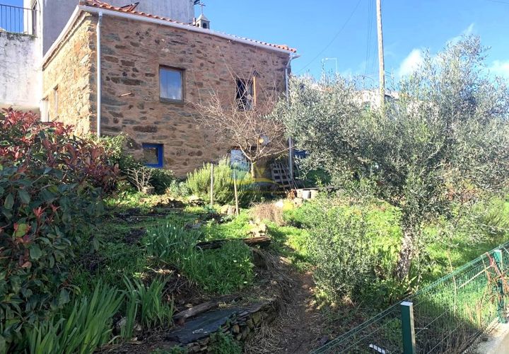 Villa a Cepos e Teixeira, Coimbra, Cepos e Teixeira - € 130.000 | Ref: ko2444 - foto 1