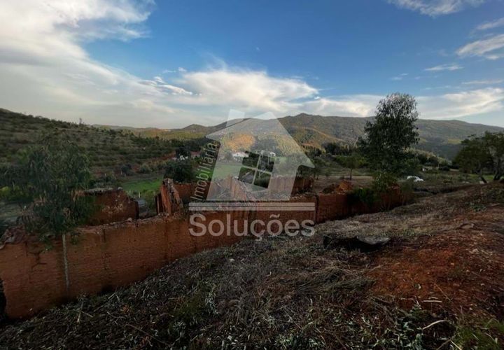 Ruinere i Monchique, Faro, Monchique - € 125.000 | Ref: SI2270 - foto 1