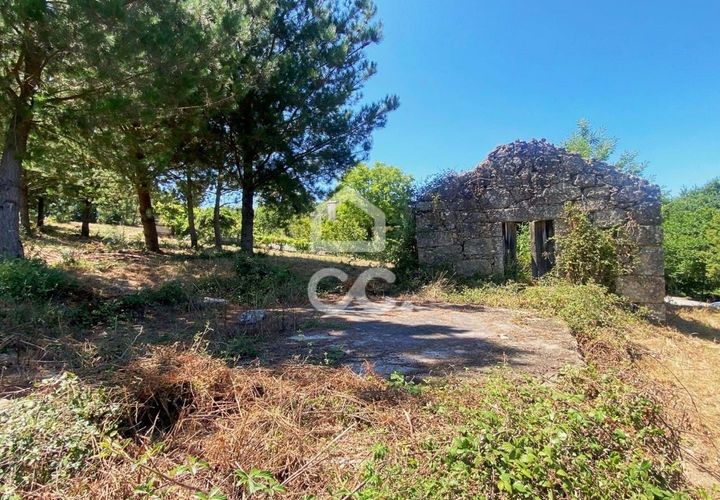 Helårsgrund i Viseu, Viseu, Viseu - € 180.000 | Ref: 353/T/02328 - foto 1