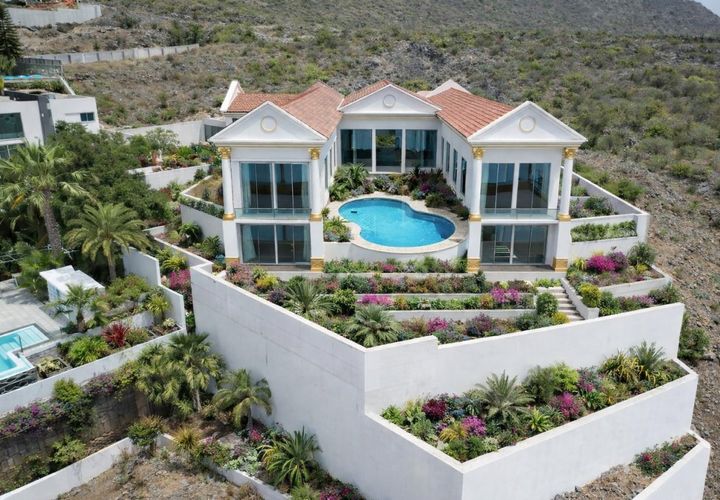 Villa a Adeje, Tenerife, Adeje - € 2.199.000 | Ref: V0760-5 - foto 1
