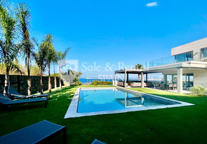 Villa i Roses, Gerona, Roses - € 4.258.000 | Ref: 2237 - foto 1