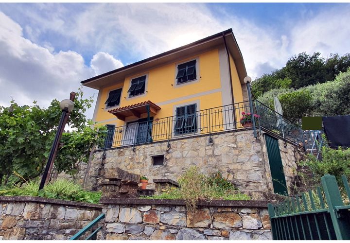 Villa i Rapallo, Genoa, Rapallo - € 485.000 | Ref: V121 - foto 1
