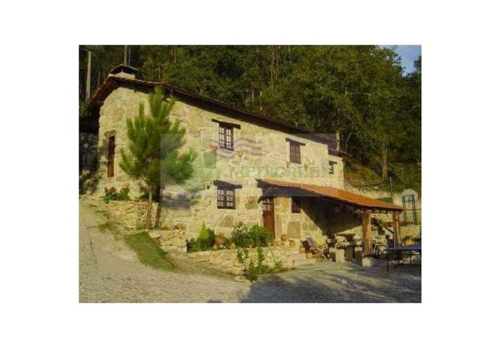 Villa i Sever do Vouga, Aveiro, Sever do Vouga - € 360.000 | Ref: CAS_1684 - foto 1
