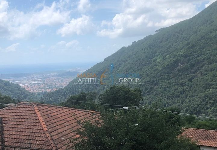 Villa a Massa, Massa and Carrara, Massa - € 299.000 | Ref: 660 - foto 1
